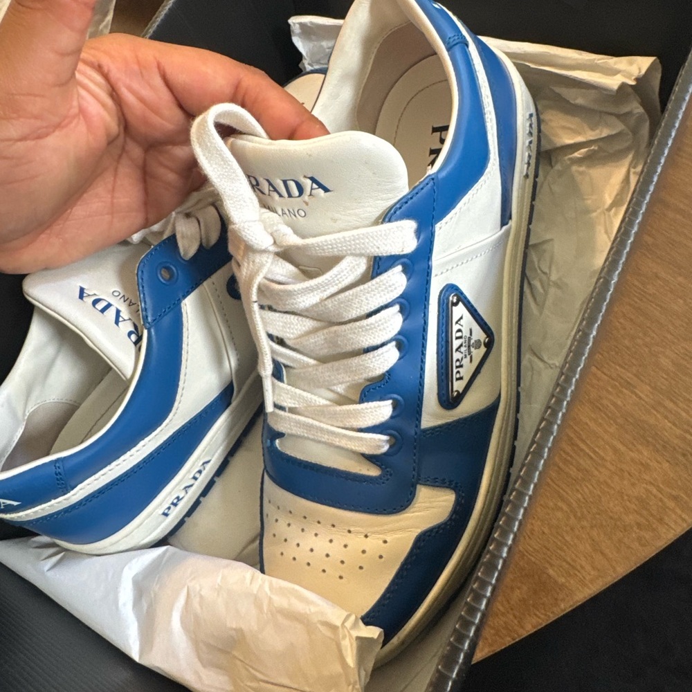 Prada Downtown Leather Sneaker 
size 38.5 
In very good condition